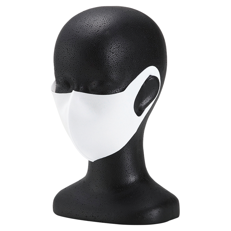 涼感洗えるマスク（3枚入）ホワイト